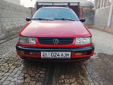 Volkswagen Passat Variant: 1994 г., 1.8 л, Механика, Бензин, Универсал