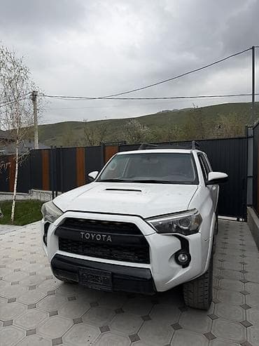 Продажа авто: Toyota 4Runner: 2018 г., 4 л, Автомат, Бензин, Внедорожник — 1