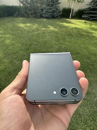 galax: Samsung Galaxy Z Flip 5, цвет - Серый — 3
