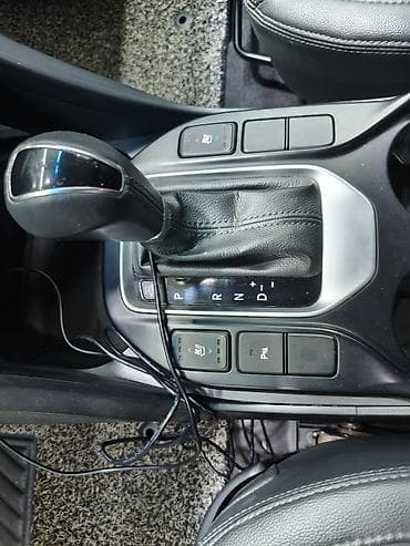 сантаые: Hyundai Santa Fe: 2018 г., 2 л, Автомат, Дизель, Внедорожник — 5