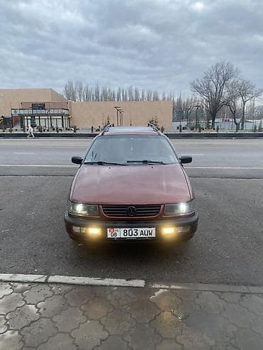 124 e500: Volkswagen Passat: 1995 г., 2 л, Механика, Газ, Универсал — 10