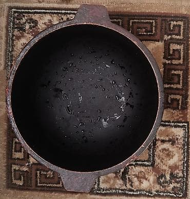 чугунная казан: Чугунный казан/кастрюля с двумя ушками Объем 3 литра Описание: - — 1