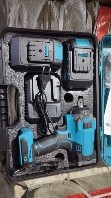 огромная: "Гайковёрта hi Booss" 1000 ньютонов 6 апер 150 вол 2 огромные — 1