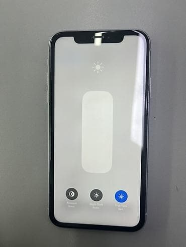 айфон 11 срочно: IPhone 11 — 9