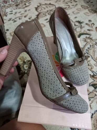 Мырзалардын бут кийими: Эркектердин туфлиси, 39, Колдонулган, Өзү алып кетүү — 1
