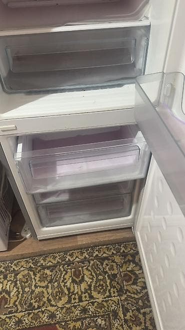 бу стекло: Холодильник Samsung, Б/у, Двухкамерный, No frost, 60 * 175 * — 3