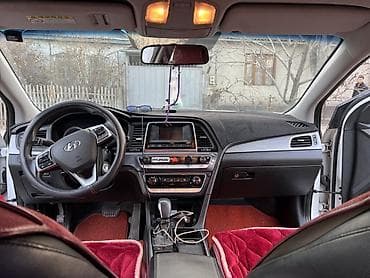 e class: Hyundai Sonata: 2018 г., Автомат, Бензин, Седан — 9