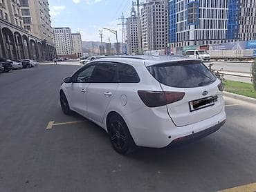 kia продаю: Kia Ceed: 2017 г., 1.6 л, Автомат, Бензин, Универсал — 2