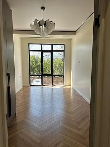 2 комнаты, 67 м², 2 этаж, Свежий ремонт