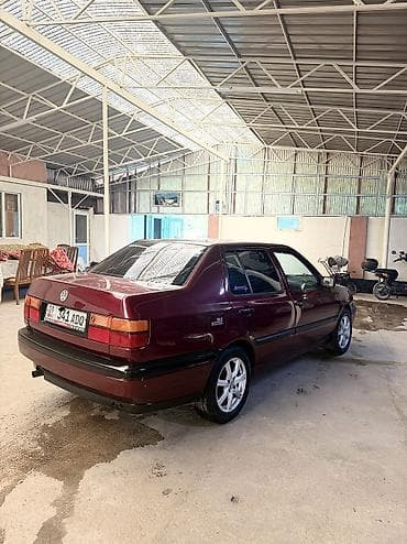 продаю эксковаторы: Volkswagen Vento: 1994 г., 1.8 л, Механика, Бензин, Седан — 6