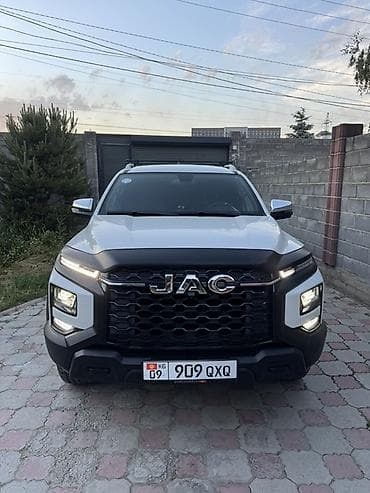 пл: JAC : 2024 г., 2 л, Автомат, Дизель, Пикап — 2