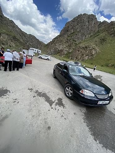 colf 2: Toyota Avensis: 2002 г., 2 л, Автомат, Бензин, Седан — 8
