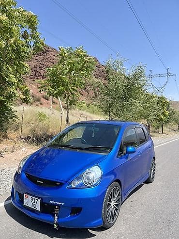 Продажа авто: Honda Fit: 2002 г., 1.3 л, Вариатор, Бензин, Хэтчбэк — 9