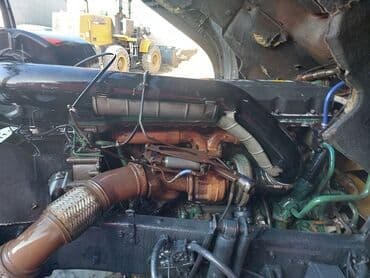 грузовик volvo: Тягач, Volvo, 2007 г., Тентованный — 3