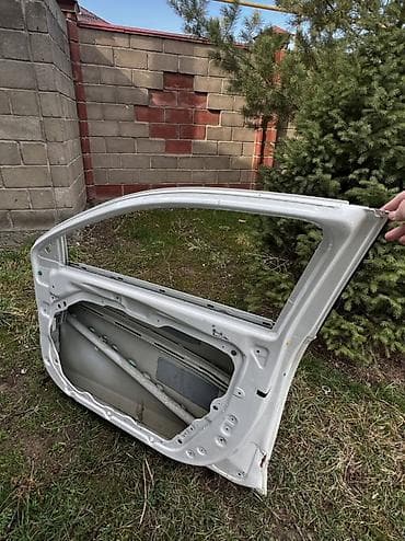 дверные карты на бмв е34: Дверь Передняя левая Kia, Б/у, Оригинал — 1