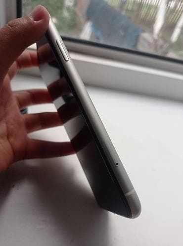 наушники apple airpods 1: IPhone 11, белый цвет - Экран Liquid Retina HD (IPS), поддержка — 2