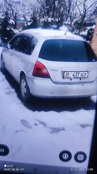 Honda Stream: 2001 г., Минивэн