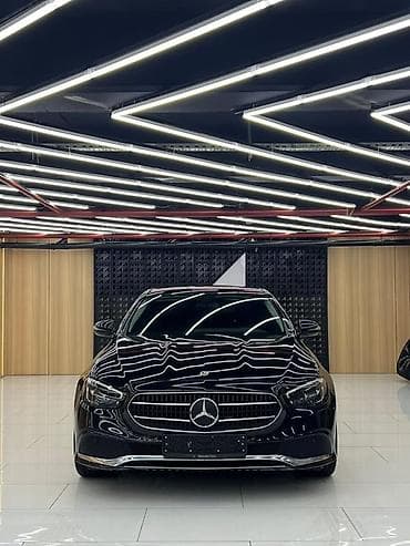 скутер с бензином: Mercedes-Benz E-Class: 2021 г., 2 л, Бензин, Седан — 1