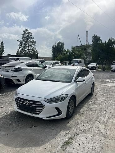 Hyundai Avante: 2018 г., 1.6 л, Автомат, Газ, Седан