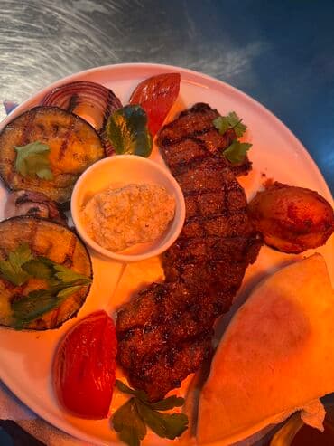 идиш койгуч: Повар Мангальщик, шашлычник. Больше 6 лет опыта — 6