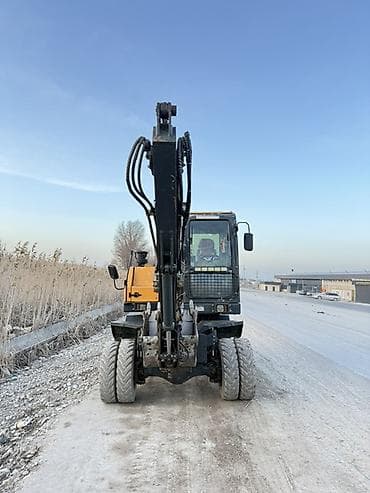 мицубиси спэйс стар: Экскаватор, Hyundai, 2024 г., Колесный — 3