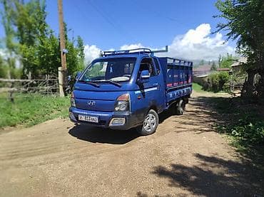 volvo 420: Легкий грузовик, Hyundai, Стандарт — 1