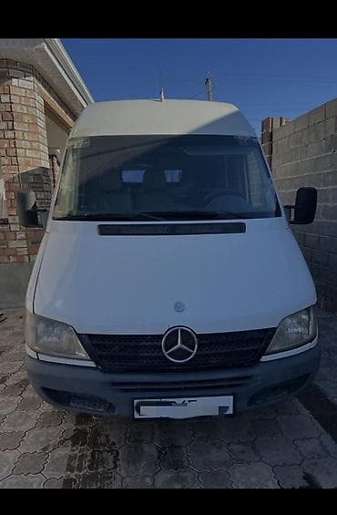 Легкий грузовик, Mercedes-Benz, 1,5 т, Б/у at lalafo.kg Легкий грузовик, Mercedes-Benz, 1,5 т, Б/у