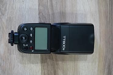Продаю вспышку для Sony Godox TT600 Состояние нового 7000с — 1