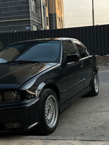 купить мотоцикл в рассрочку без банка: BMW 3 series: 1992 г., 1.8 л, Механика, Бензиновая, Седан — 9