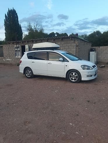 авто в такси: Toyota Ipsum: 2003 г., 2.4 л, Автомат, Бензин, Минивэн — 1
