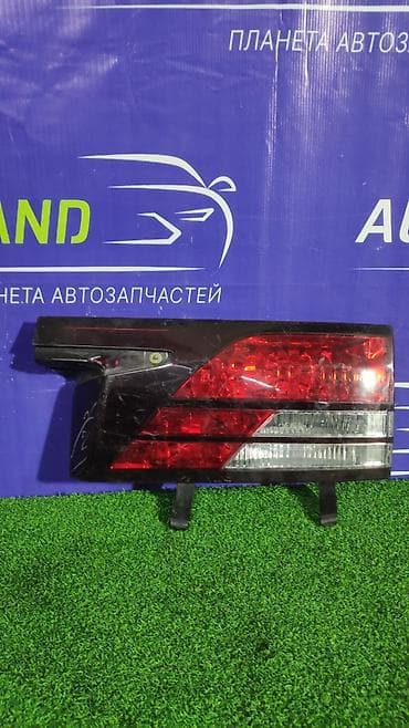 Задний правый стоп-сигнал Toyota 2014 г., Б/у, Оригинал, Япония
