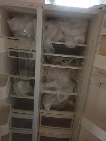 Холодильники: Холодильник Side-By-Side (двухдверный) — 1