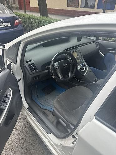 e star: Toyota Prius: 2010 г., 1.8 л, Гибрид, Лифтбек — 6