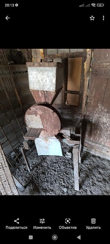 Аппараты для стирки ковров: Зернодробилка 3х фазная. Дробит зерно и сено — 1