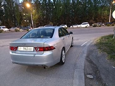 акорд европеец: Honda Accord: 2002 г., 2 л, Седан — 6
