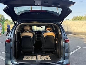 Kia Carnival: 2020 г., 2.2 л, Автомат, Дизель, Минивэн — 10