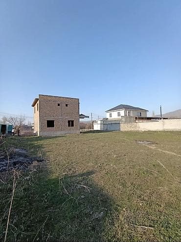 Үйлөр: 🏡 Продаётся недостроенный двухэтажный кирпичный дом 📍 с. Кой-Таш | 1 — 7
