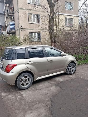 Toyota Ist: 2003 г., 1.5 л, Автомат, Бензин, Хэтчбэк