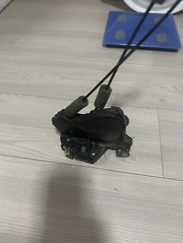 ГБЖ: Эшик кулпусу Lexus Колдонулган — 2