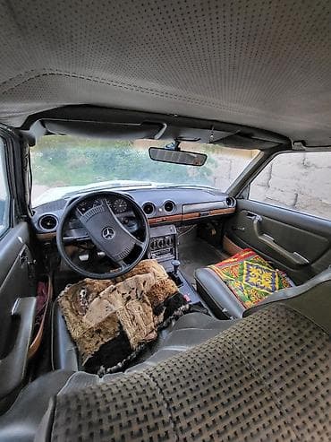 124 панель: Mercedes-Benz W123: 1984 г., 2 л, Механика, Дизель, Седан — 9