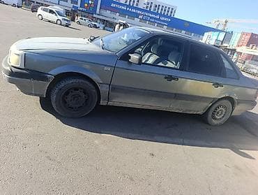 Транспорт: Volkswagen Passat: 1988 г., 1.8 л, Механика, Бензин, Седан — 1