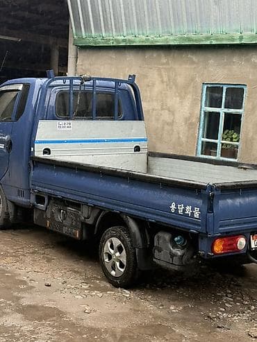 авто в такси: Легкий грузовик, Hyundai, Стандарт — 1