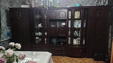 итальянская стенка: Стенка-шкаф, Тип стенки-шкафа: Модульная, Для зала, Б/у, Особенности: Для хранения посуды — 1