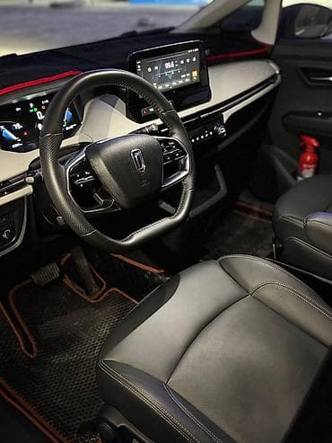 fit shuttle: FAW Besturn: 2023 г., Автомат, Электромобиль, Минивэн — 5