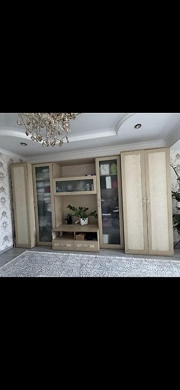 Гостиная стенка модульная, светлый древесный оттенок. Состав и at lalafo.kg Гостиная стенка модульная, светлый древесный оттенок. Состав и