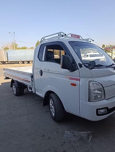 Транспорт: Hyundai Porter II — компактный бортовой грузовик - Тип кузова — 4