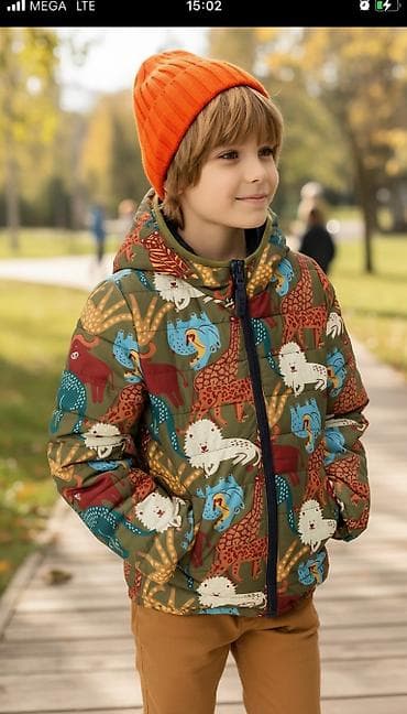 Двусторонняя детская куртка с капюшоном. - Формат 2 в 1: одна сторона