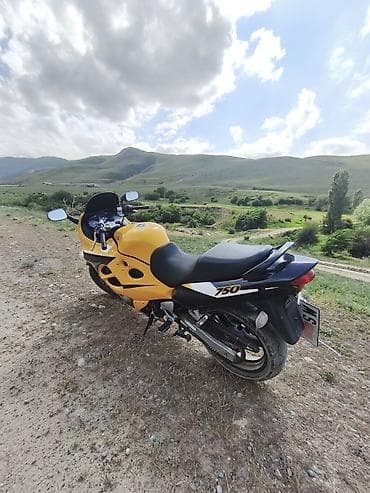 Мотоциклы: Спортбайк Suzuki, 750 куб. см, Бензин, Взрослый, Б/у — 4