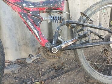 Горный велосипед с двухподвесной рамой Описание: - Полноразмерная