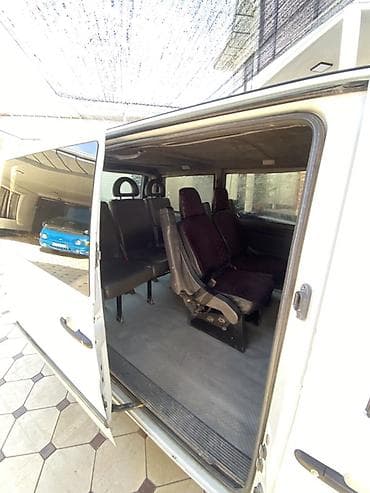 Унаа сатуу: Mercedes-Benz Vito: 2003 г., 2.2 л, Кол менен иштөөчү, Дизель, Вэн/Минивэн — 5